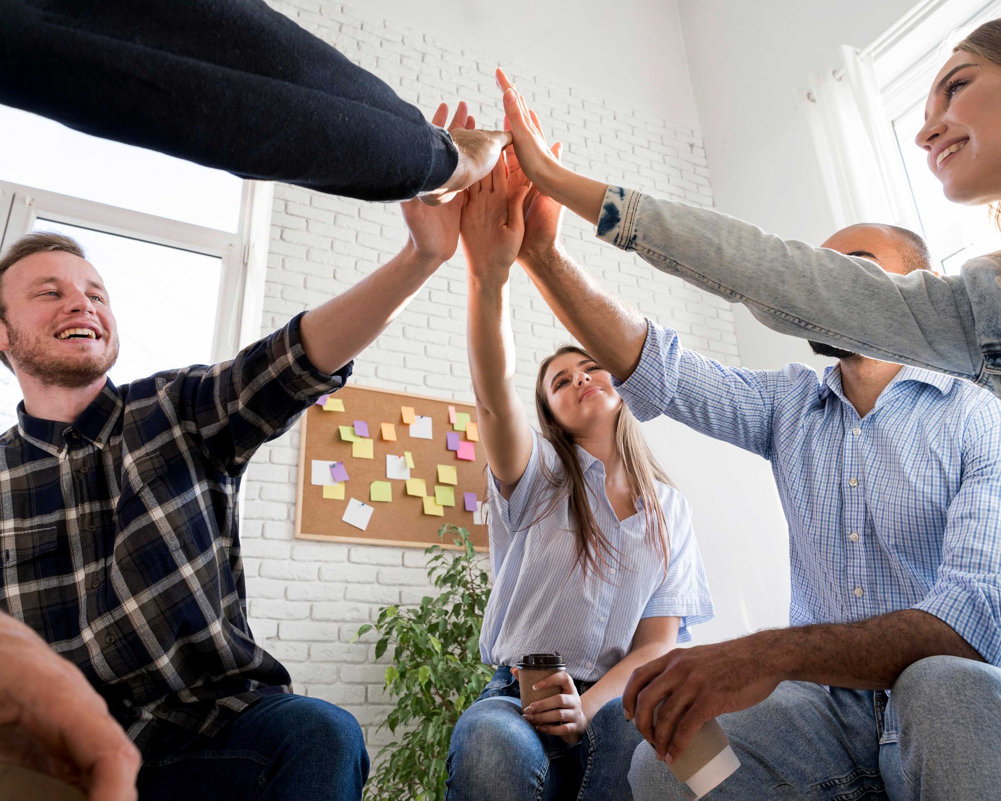 Equipo corporativo motivado